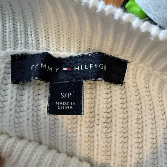 Tommy Hilfiger White Crew Neck Cable Knit Sweater - Picture 3 of 13